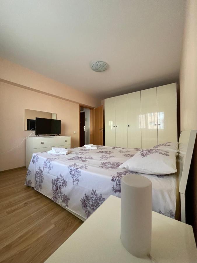 Cerna Apartament Apartment Brasov Bagian luar foto